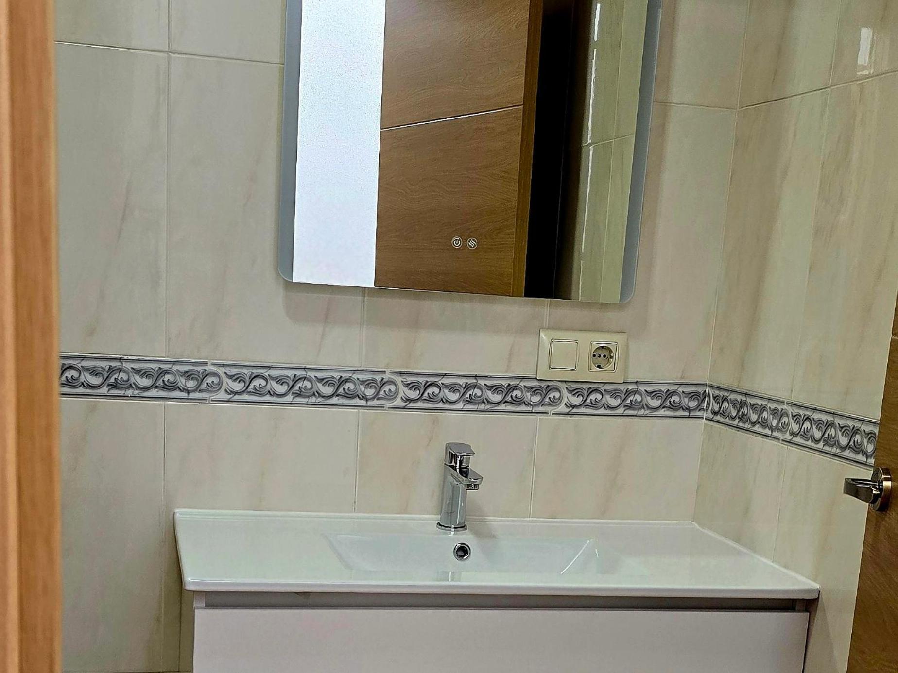 Puerta De Bisagra-Parking Gratis- Con 2 Habitaciones Toledo Exterior photo
