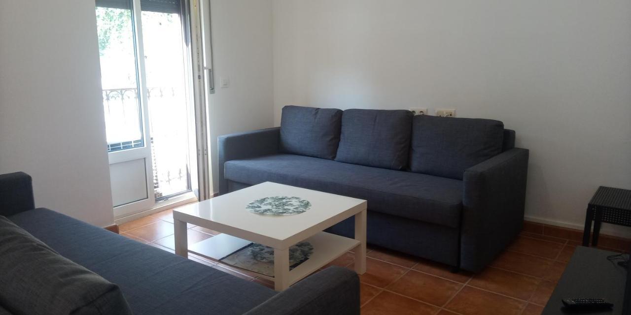Apartamentos,Puerta De Bisagra-Parking Gratis Toledo Exterior photo