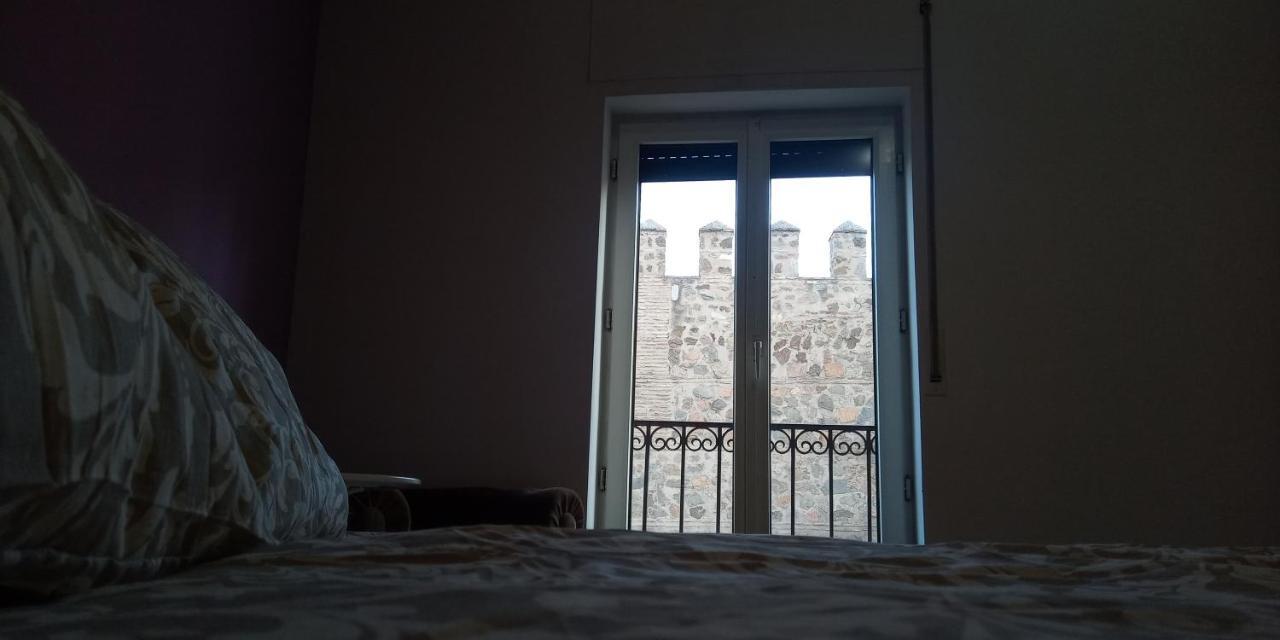 Apartamentos,Puerta De Bisagra-Parking Gratis Toledo Exterior photo